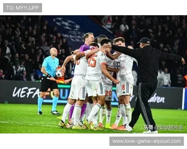 德甲拜仁连续完成整条边路推进,压制力十足 德甲拜仁连续完成整条边路推进,压制力十足