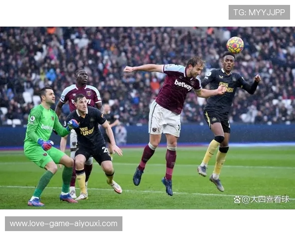 纽卡锋线互补爆发，英超话题持续升温