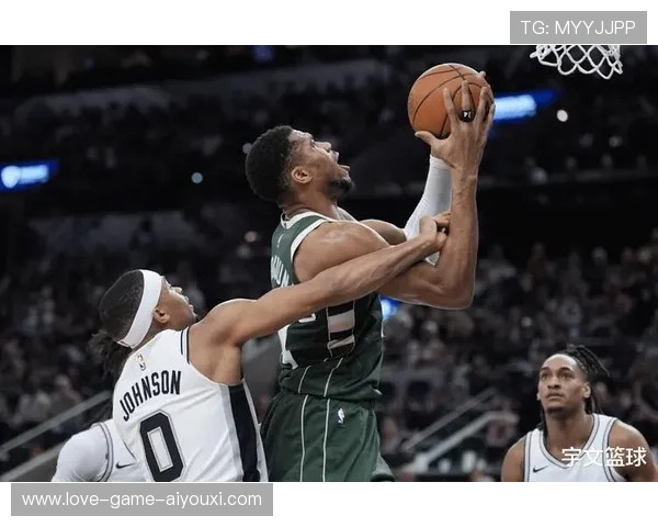 字母哥篮下爆发让对方毫无办法,密尔沃基扩大领先