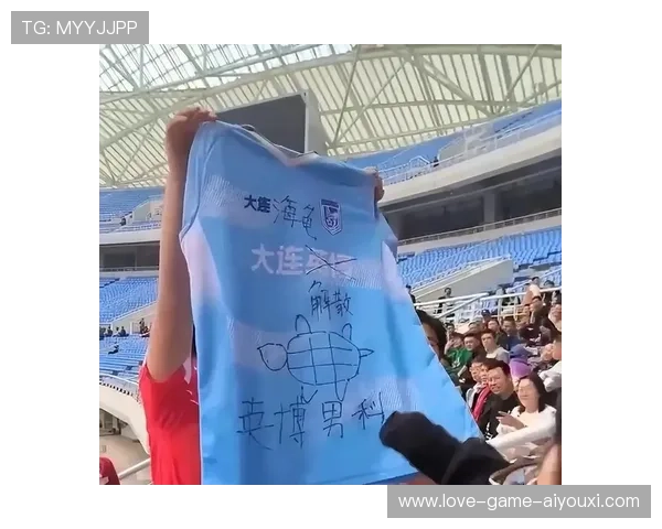 斯坦丘定位球直挂球门死角，大连英博训练赛展现核心身价