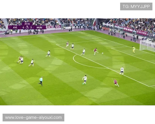 维拉沃特金斯头球破门